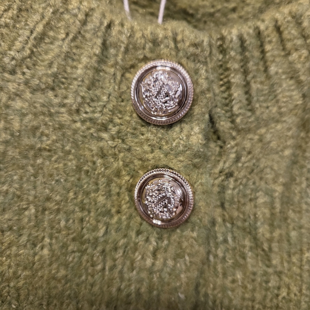 Fashion Chic Knit Button Up Cardigan W/ Balloon Sleeves & An Oversized Look!! - Picture 5 of 16